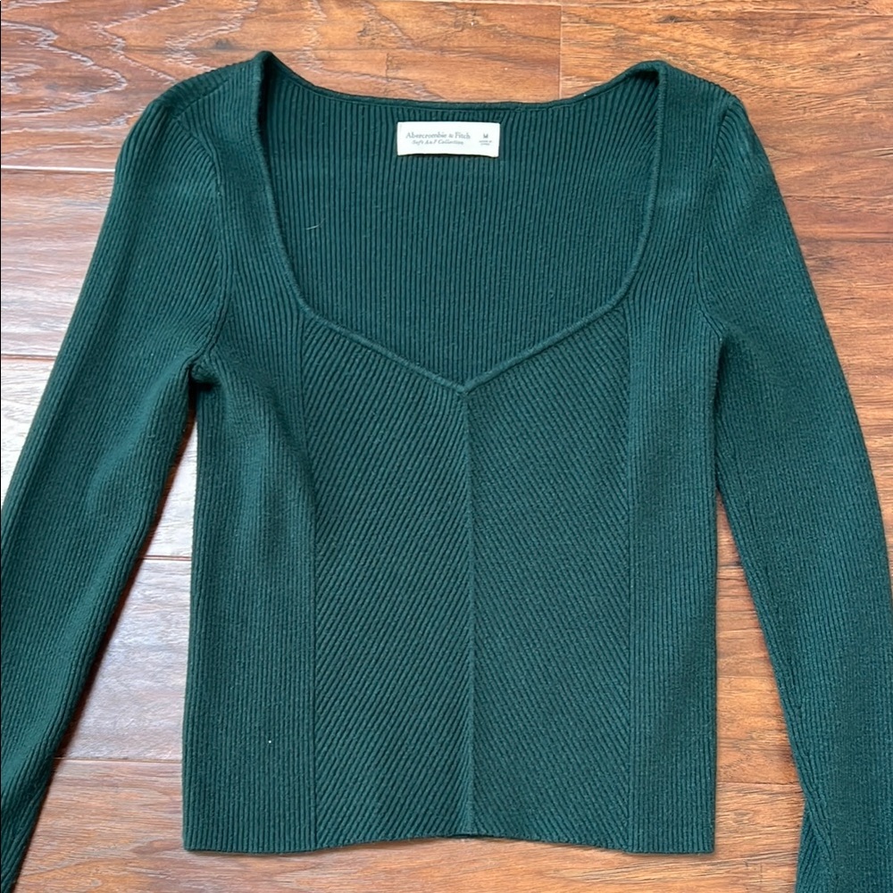 Abercrombie sweater